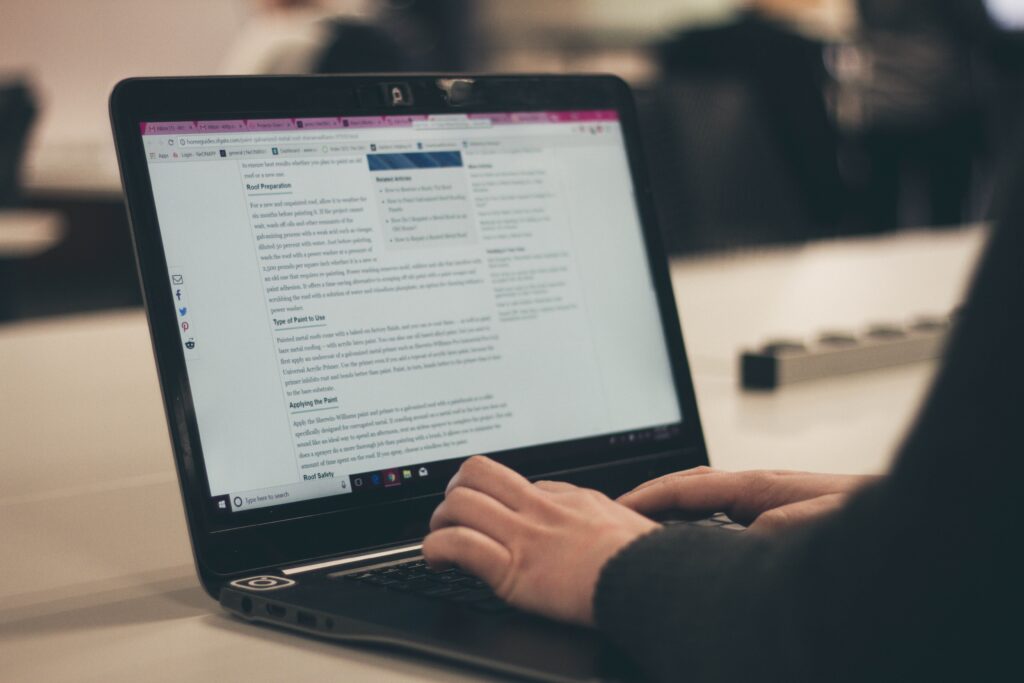 10 Different ways to earn money By Using Chat GPT in 2025